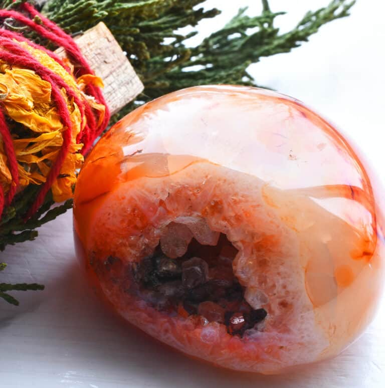 What does a carnelian crystal do?