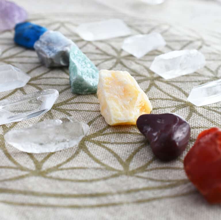 chakra balancing with crystals