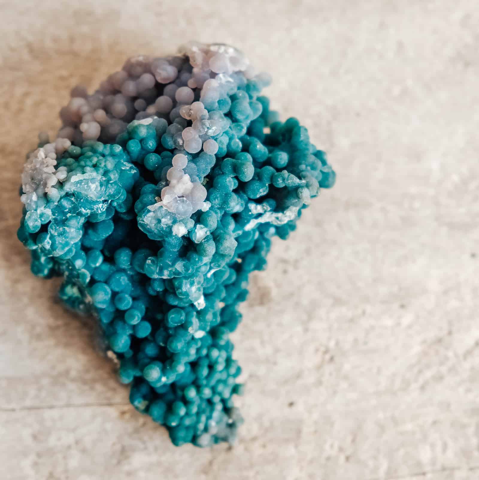 throat chakra crystals