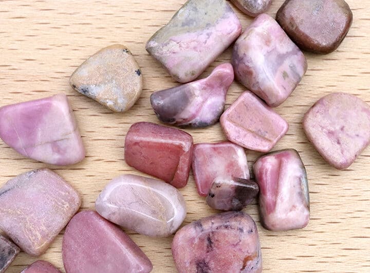 rhodochrosite crystals for the heart chakra