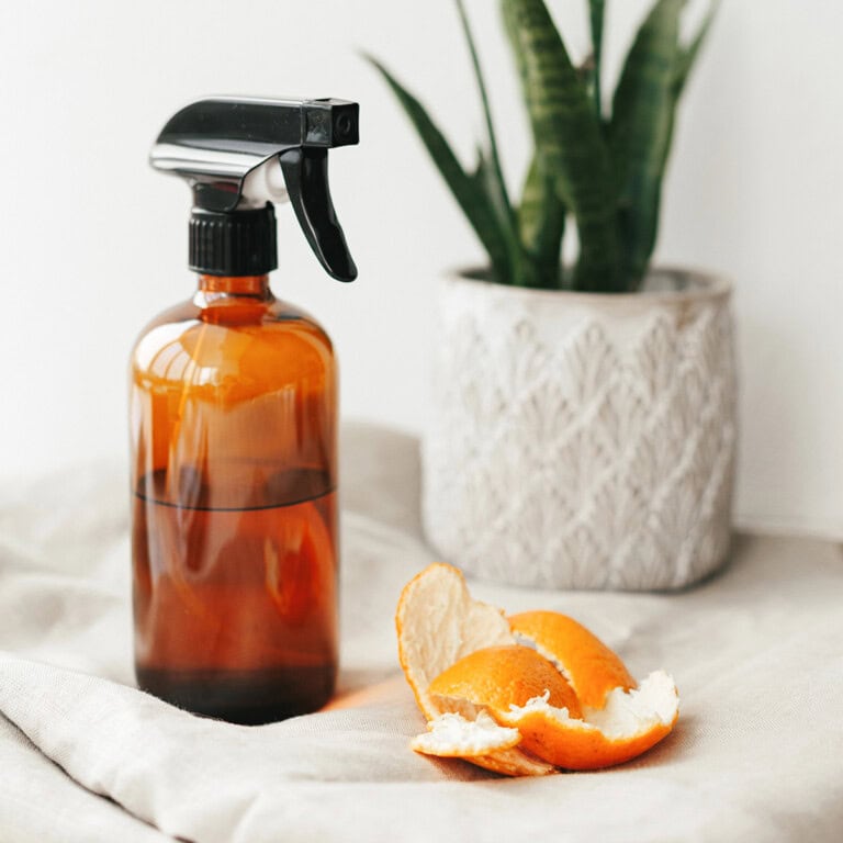 how to make a cleansing spray for negative energy
